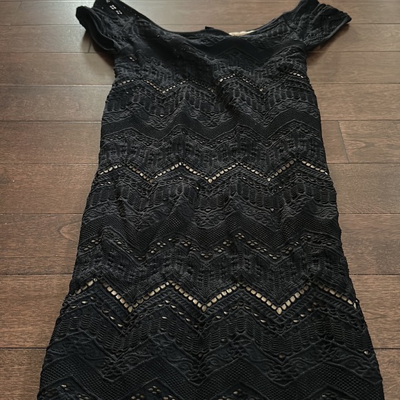 bebe Bodycon Black Lace Crochet Dress S - Picture 3 of 7